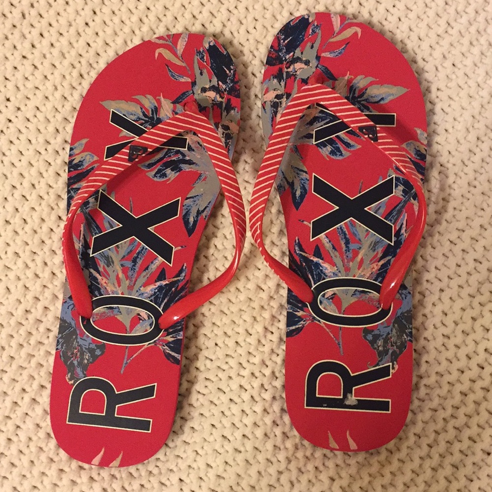 Roxy flip flops